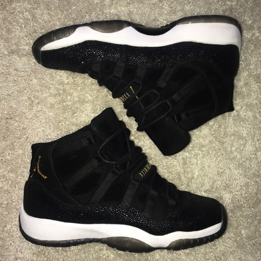 Jordan 11 Retro Perm HC Black & Gold